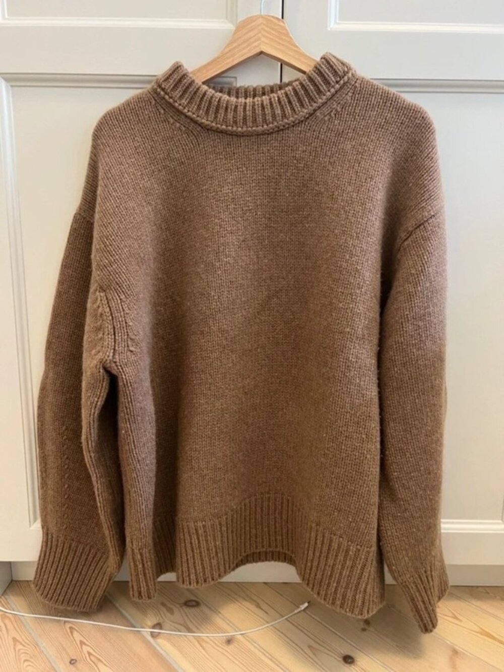 Reformation Jo Wool Oversized Crew Brown Sweater S